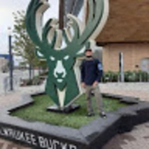 Meet your Posher, Chris